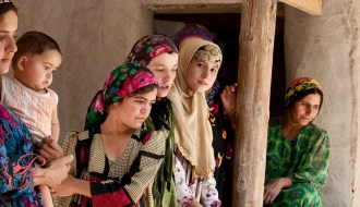 tajikistna_perfettamente_chic_woman