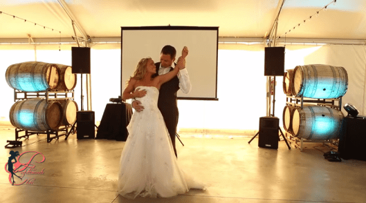 a_wedding_dance_Perfettamente_Chic