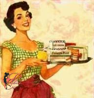 donna_in_cucina_perfettamente_chic