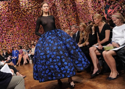 raf_simons_ck_perfettamente_chic_sfilata