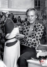 Loris_Azzaro_Perfettamente_Chic_1