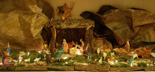 albero_di_natale_o_presepe_perfettamente_chic_1