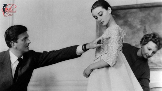 GIVENCHY_Audrey_Hepburn_perfettamente_chic.jpg