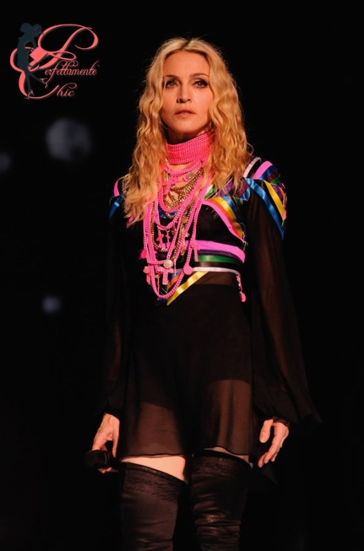 GIVENCHY_madonna_perfettamente_chic.jpg