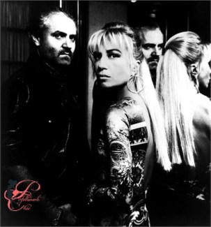 versace_donatella_perfettamente_chic.jpg