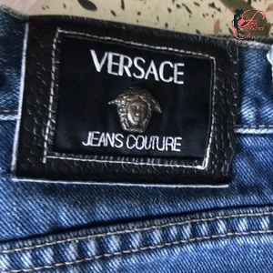 versace_perfettamente_chic_Versace_Jeans_Couture.jpg
