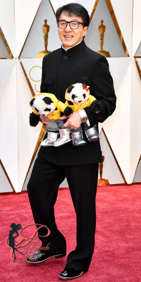 JACKIE CHAN_oscar_2017_perfettamente_chic.jpg