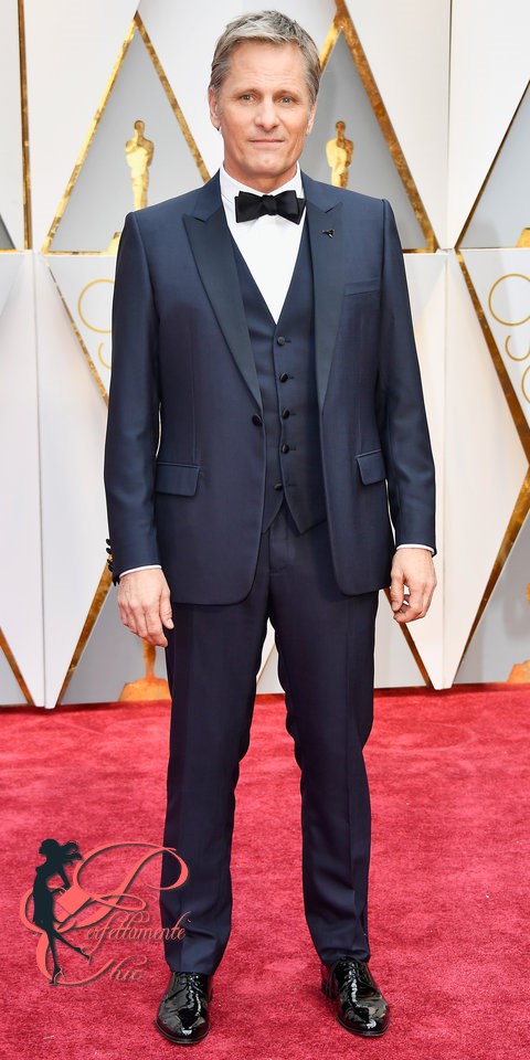 Viggo Mortensen_oscar_2017_perfettamente_chic.jpg
