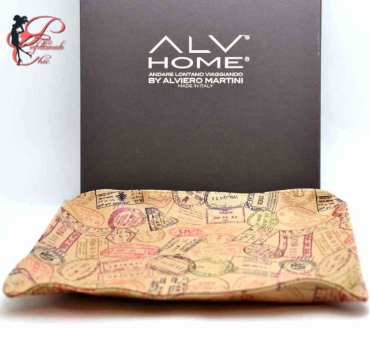 Alviero_Martini_ALV_perfettamente_chic_LA CASA DI ALVIERO_1.jpg