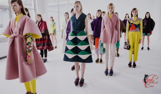 Delpozo_perfettamente_chic_collezione_2016.jpg