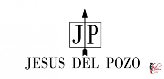 Delpozo_perfettamente_chic_Jesús_del_Pozo_logo.JPG