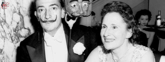 Gala_Éluard_Dalí_perfettamente_chic.jpg