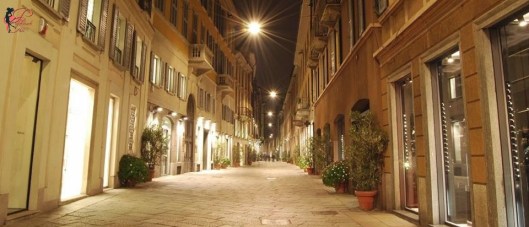 Gianfranco_Ferré_perfettamente_chic_via_della_Spiga_milano.jpg