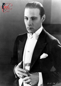 Rodolfo_Valentino_perfettamente_chic_1.jpg