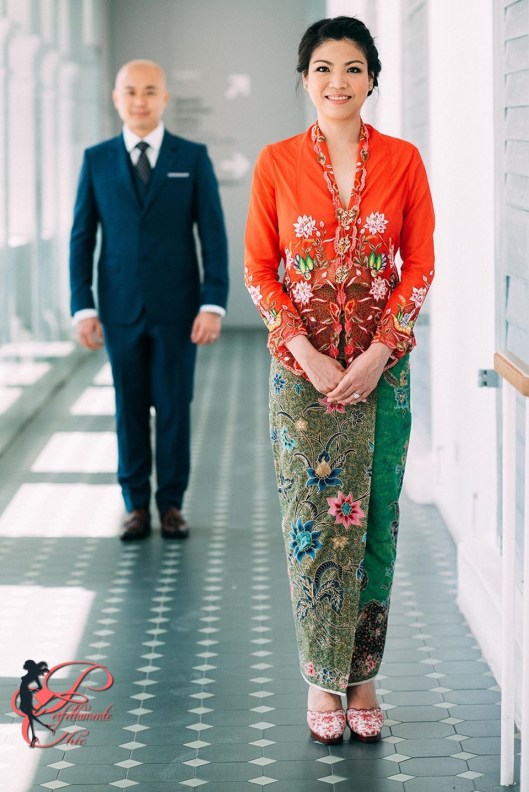 kebaya_perfettamente_chic_sarong_.jpg