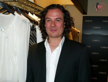 Cerruti_perfettamente_chic_David_Cardona.jpg