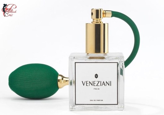 Jole_Veneziani_perfettamente_chic_eau_de_parfum.JPG