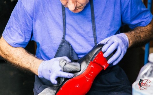 Louboutin_perfettamente_chic_uomo_1