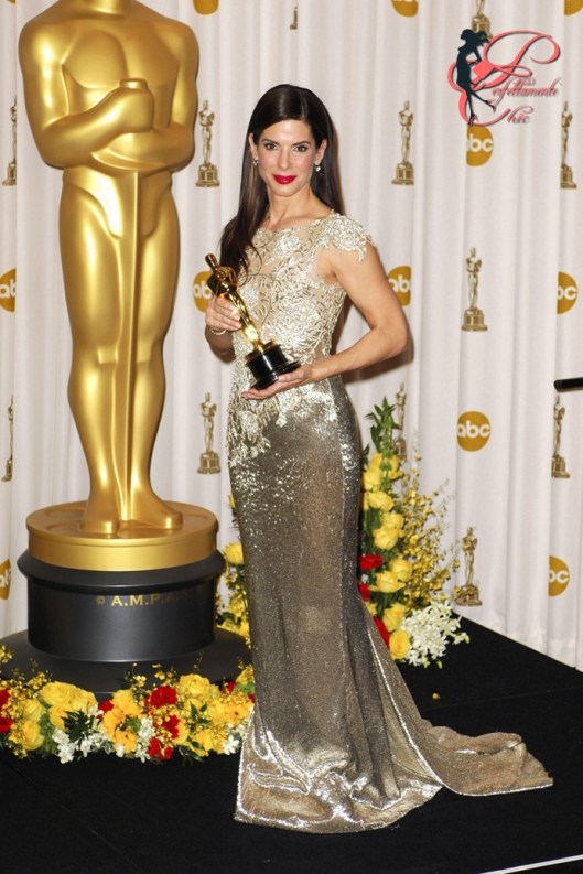Marchesa_perfettamente_chic_Sandra_Bullock_Academy_Awards_2010