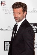 Roberto_Cavalli_perfettamente_chic_Yvan_Mispelaere