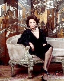 Irene_Galitzine_perfettamente_chic_a