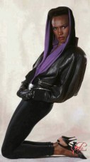 Alaïa_Azzedine_perfettamente_chic_Grace_Jones